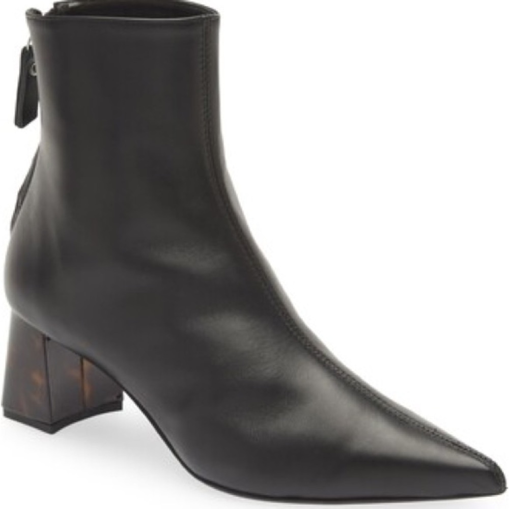 AGL Pointed Toe Boots